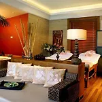 Swissotel And Отель Кешме