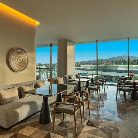 Swissotel And Hotell 5*