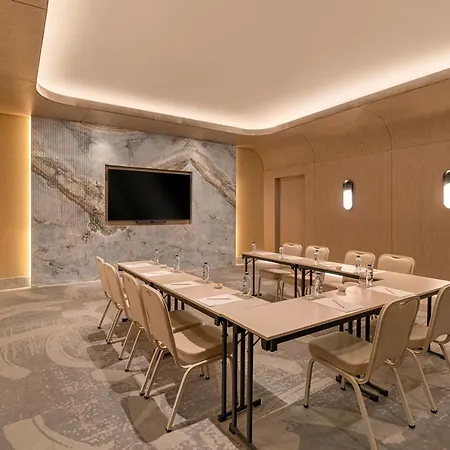 Hotell Swissotel And 5*