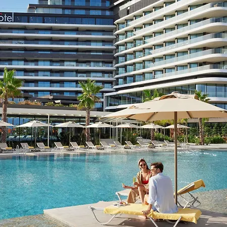 Swissotel And Отель