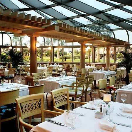 Swissotel And Çeşme