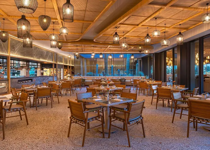 Swissotel And 5* Чешме