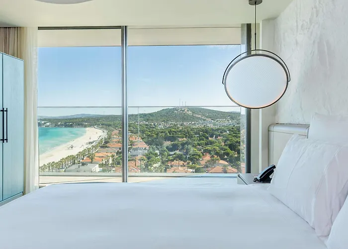 Готель Swissotel And Чешме