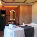 Ξενοδοχείο Swissotel And 5*