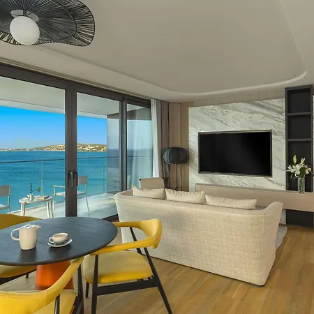 Swissotel And Cesme