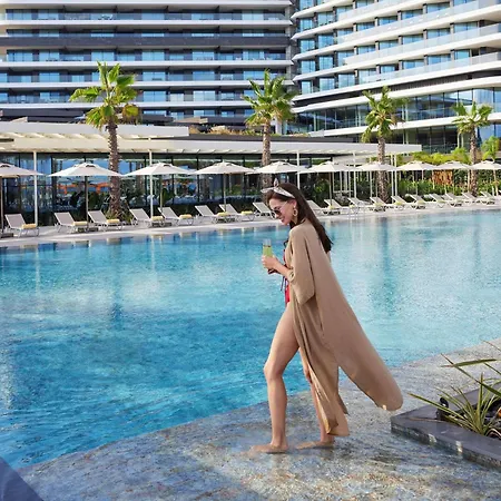 Swissotel And 5* Cesme
