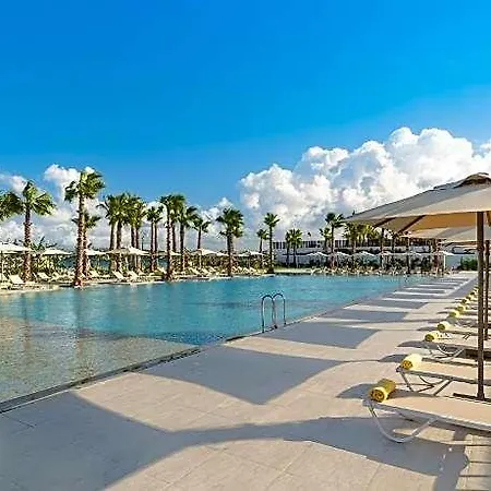 Swissotel And Hotel 5*