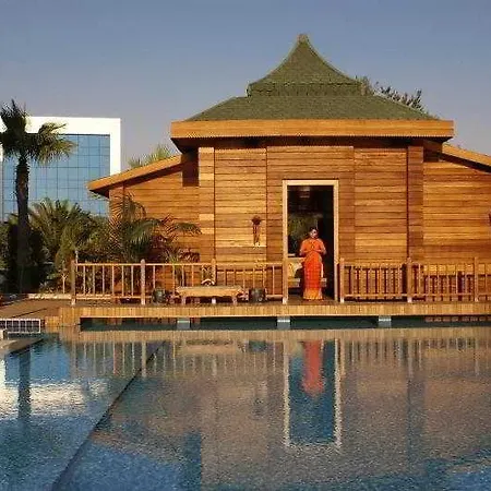 Swissotel And Çeşme