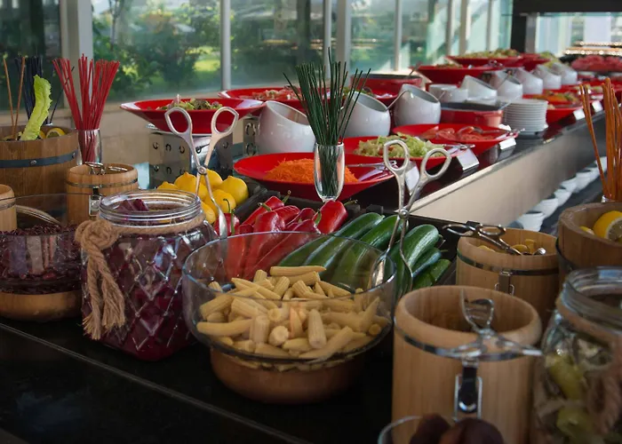 Swissotel And Hotel Çeşme